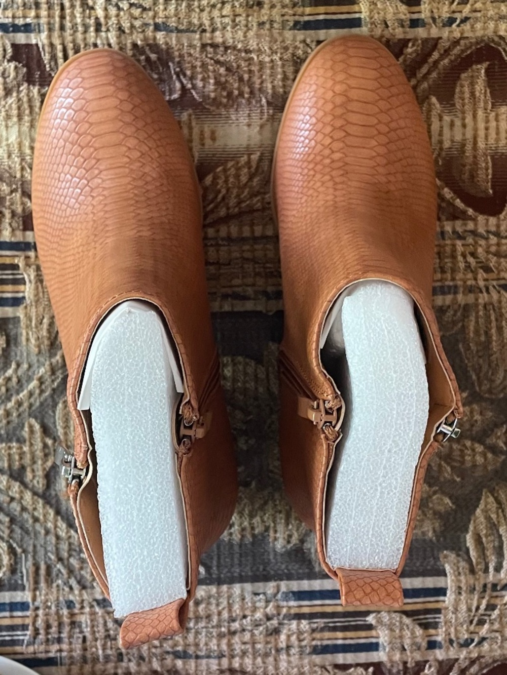 🔥NWT Faux Snakeskin Ankle Boots Neutral Brown/Tan with Shoebox Size 7 - Picture 7 of 10